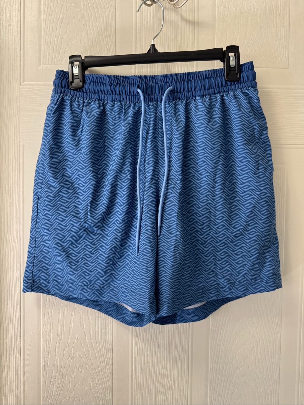 Caribbean Blue Wave-Print Athletic Shorts
